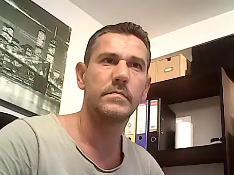 Snapshot of mastercharisma35 chatting on 10.09.25 mastercharisma35 online show from 10.09.25