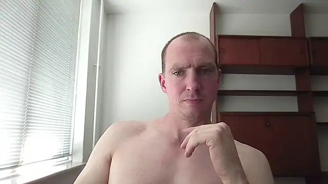 Snapshot of dutch_girl_lover chatting on 06.29.26 dutch girl lover online show from 06.29.26