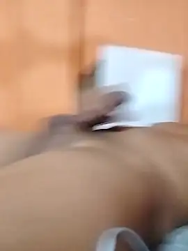 Snapshot of Albertmarc2 chatting on 04.02.26 Albertmarc2 online show from 04.02.26