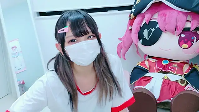 Snapshot of Hina-qp chatting on 05.26.26 Hina-qp online show from 05.26.26
