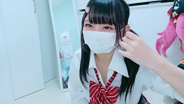 Snapshot of Hina-qp chatting on 06.26.26 Hina-qp online show from 06.26.26