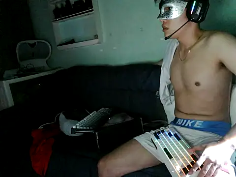 Snapshot of boyhigh1997 chatting on 03.23.26 boyhigh1997 online show from 03.23.26