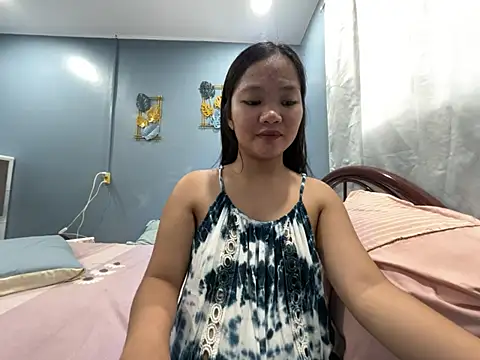 Snapshot of princess_janine chatting on 02.25.26 princess janine online show from 02.25.26