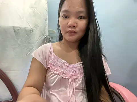 Snapshot of princess_janine chatting on 03.13.26 princess janine online show from 03.13.26
