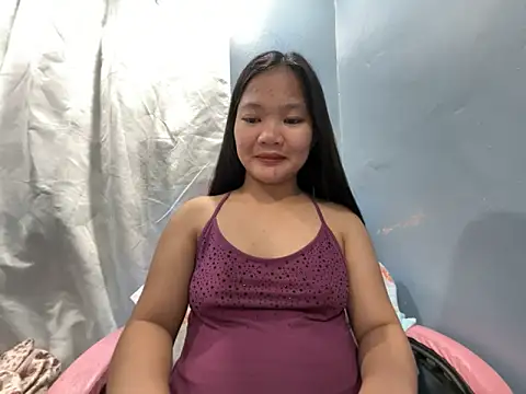Snapshot of princess_janine chatting on 03.27.26 princess janine online show from 03.27.26