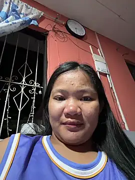 Snapshot of princess_janine chatting on 05.23.26 princess janine online show from 05.23.26