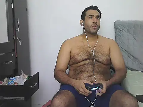 Snapshot of morenocabro10 chatting on 03.05.26 morenocabro10 online show from 03.05.26