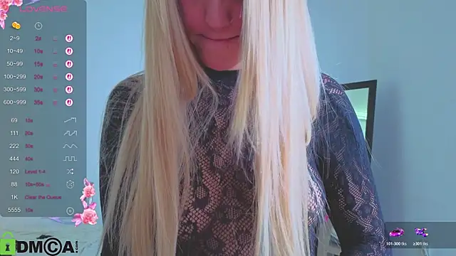Snapshot of Emmi_crystal chatting on 04.20.26 Emmi crystal online show from 04.20.26