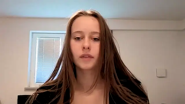 Kisacka online show from 10.25.25