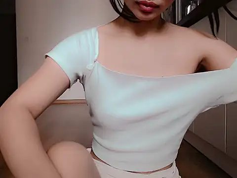 Tea Mei online show from 10.12.25