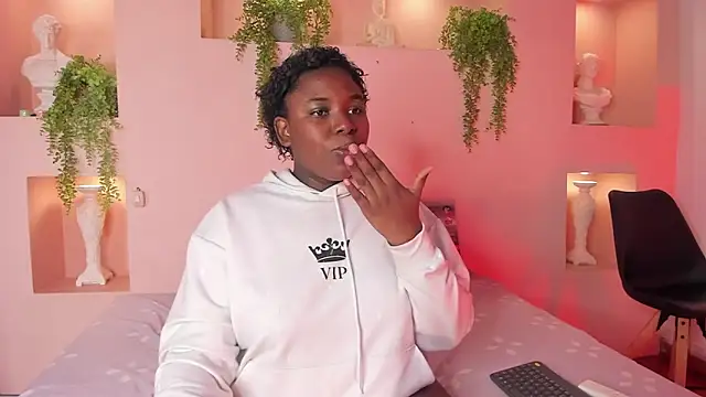 NanyMoreno online show from 01.12.26