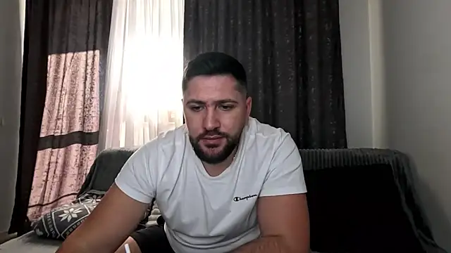 Gold Alpha Boy online show from 11.24.25