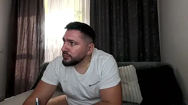 Gold Alpha Boy online show from 11.25.25