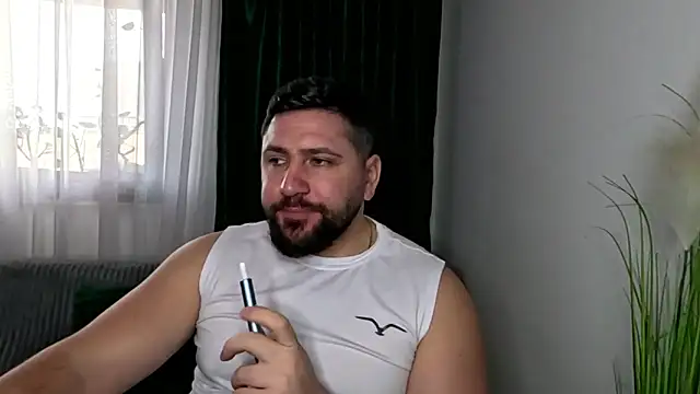 Gold Alpha Boy online show from 03.05.26