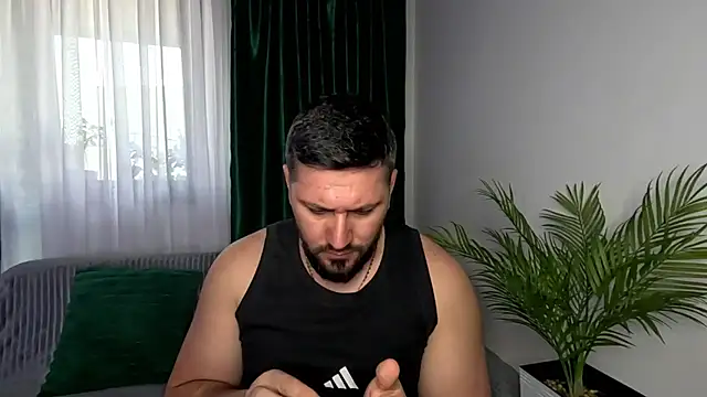 Snapshot of Gold_Alpha_Boy chatting on 04.25.26 Gold Alpha Boy online show from 04.25.26