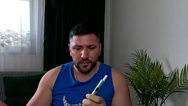 Snapshot of Gold_Alpha_Boy chatting on 05.26.26 Gold Alpha Boy online show from 05.26.26