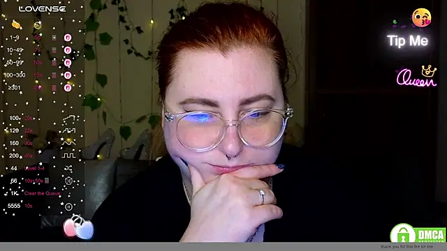 Snapshot of Alicia_love00 chatting on 02.20.26 Alicia love00 online show from 02.20.26