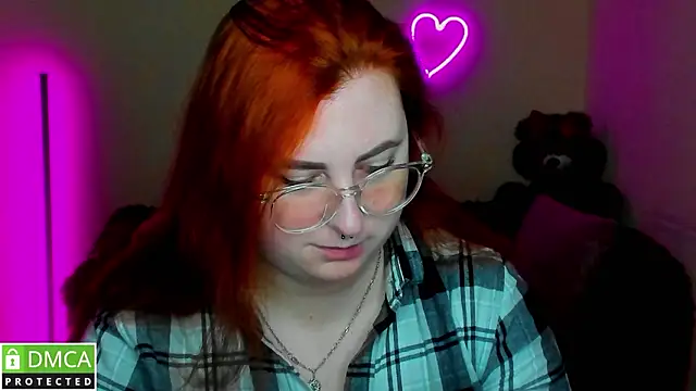 Snapshot of Alicia_love00 chatting on 02.22.26 Alicia love00 online show from 02.22.26