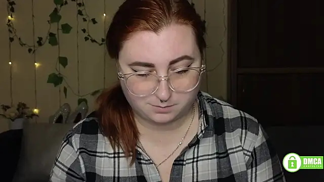 Snapshot of Alicia_love00 chatting on 02.25.26 Alicia love00 online show from 02.25.26