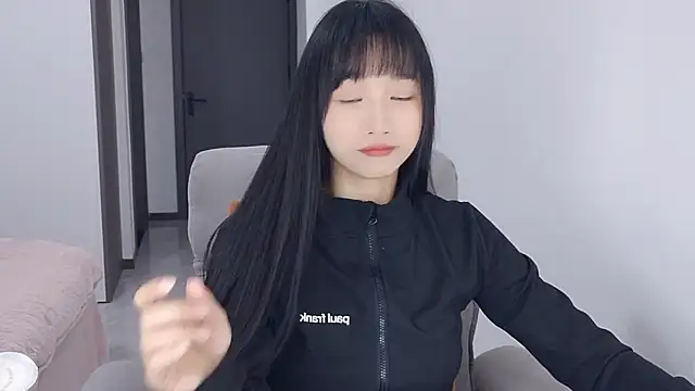 Lisa-3333 online show from 12.21.25