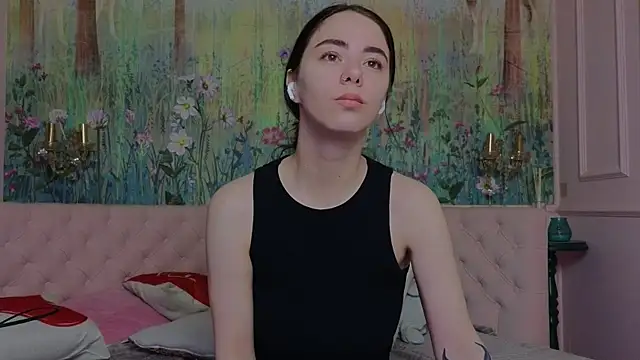 Snapshot of IvoryWood_ chatting on 05.28.26 IvoryWood online show from 05.28.26