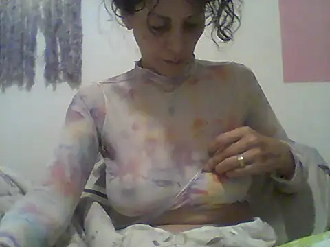 Snapshot of Bebita-zmp chatting on 06.01.26 Bebita-zmp online show from 06.01.26