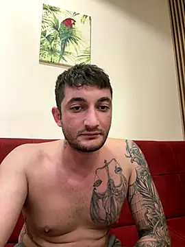 Snapshot of SARSILMAZ_HOME chatting on 10.20.25 SARSILMAZ HOME online show from 10.20.25