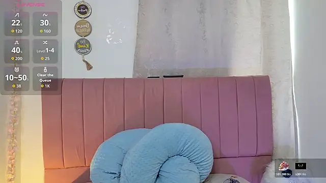 sukilove18 online show from 12.19.25