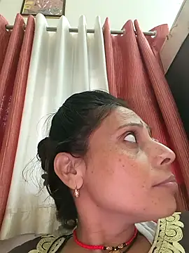 ISHANI-SINGH online show from 12.05.25