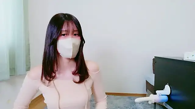 Snapshot of _Shuka_ chatting on 03.02.26 Shuka online show from 03.02.26