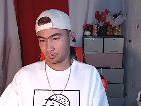 Snapshot of Siege_cum69 chatting on 11.18.25 Siege cum69 online show from 11.18.25