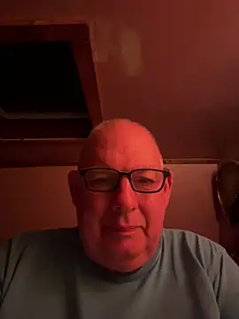 Snapshot of CharlieWeaver22 chatting on 07.04.26 CharlieWeaver22 online show from 07.04.26