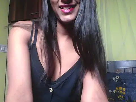 mickle james online show from 11.18.25