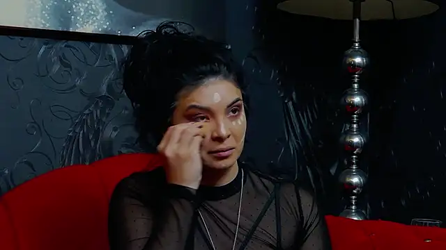 Snapshot of DevashaQueenX chatting on 05.08.26 DevashaQueenX online show from 05.08.26
