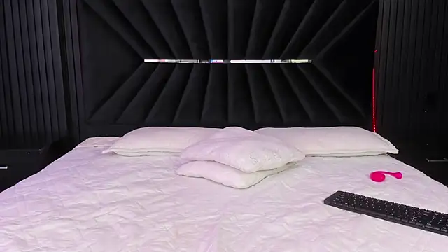 Bigsexxyass online show from 10.05.25