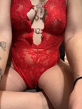 Snapshot of Xx2564 chatting on 11.13.25 Xx2564 online show from 11.13.25