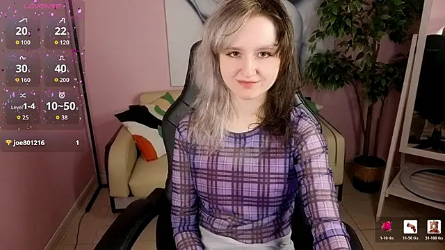 girl next doorr online show from 06.07.26