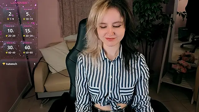 girl next doorr online show from 07.18.26