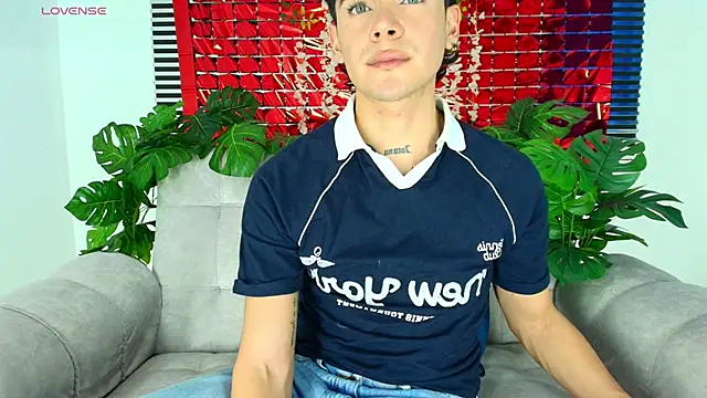 CamiiGuzmanX online show from 02.24.26