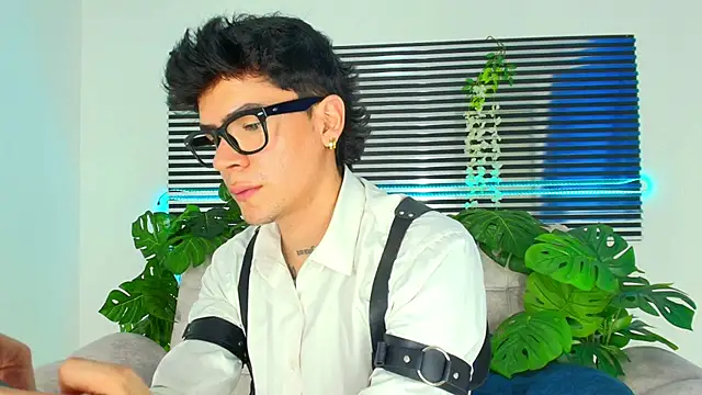 CamiiGuzmanX online show from 03.05.26