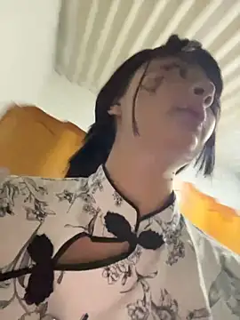 kaori 77 online show from 10.31.25