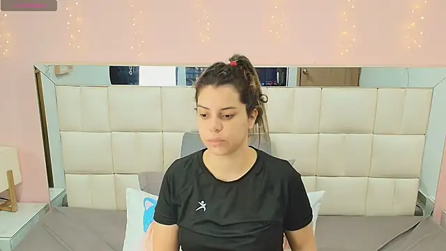 gisell gomez online show from 12.21.25