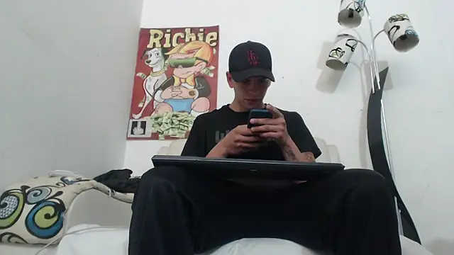 Thomasjons  online show from 11.12.25