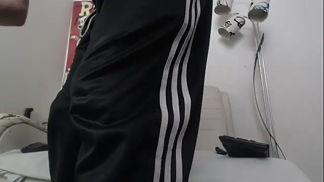 Thomasjons  online show from 02.05.26