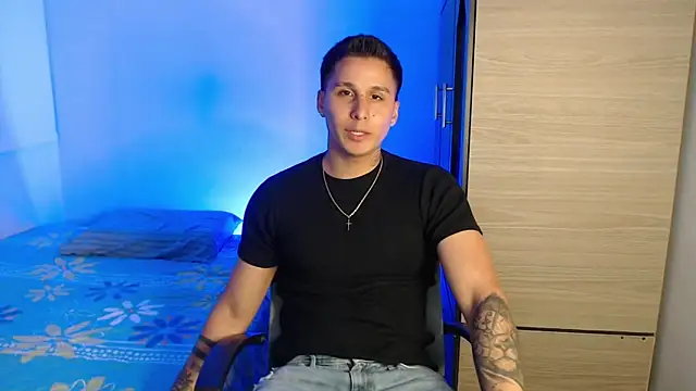 valentinosex1 online show from 11.13.25