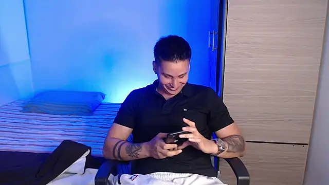 valentinosex1 online show from 03.05.26