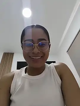 Snapshot of Daislalezma chatting on 06.22.26 Daislalezma online show from 06.22.26