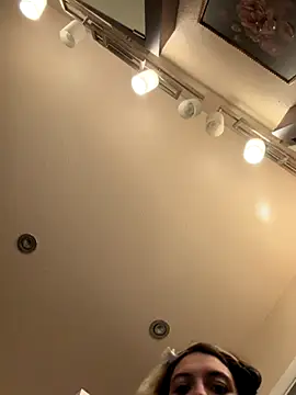 Chicagobabe online show from 11.23.25