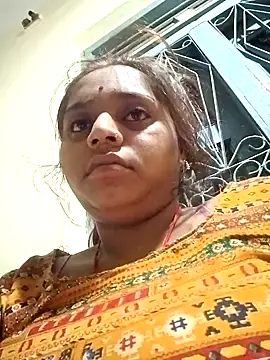 Hot crety online show from 10.10.25