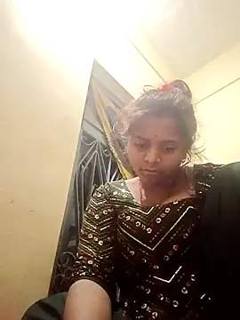 Hot crety online show from 12.03.25